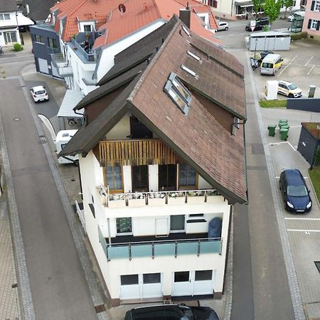 Hotel Am Hindenburgplatz Апенвайер Екстериор снимка
