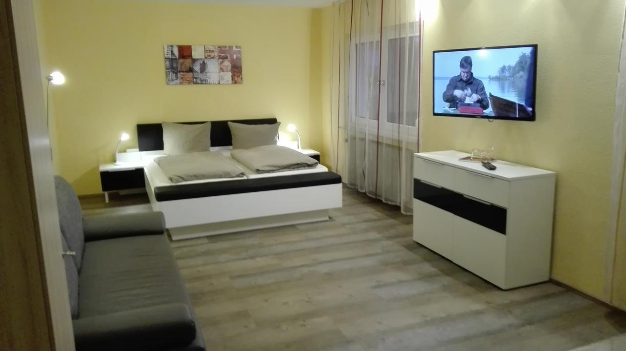 Hotel Am Hindenburgplatz Апенвайер Екстериор снимка