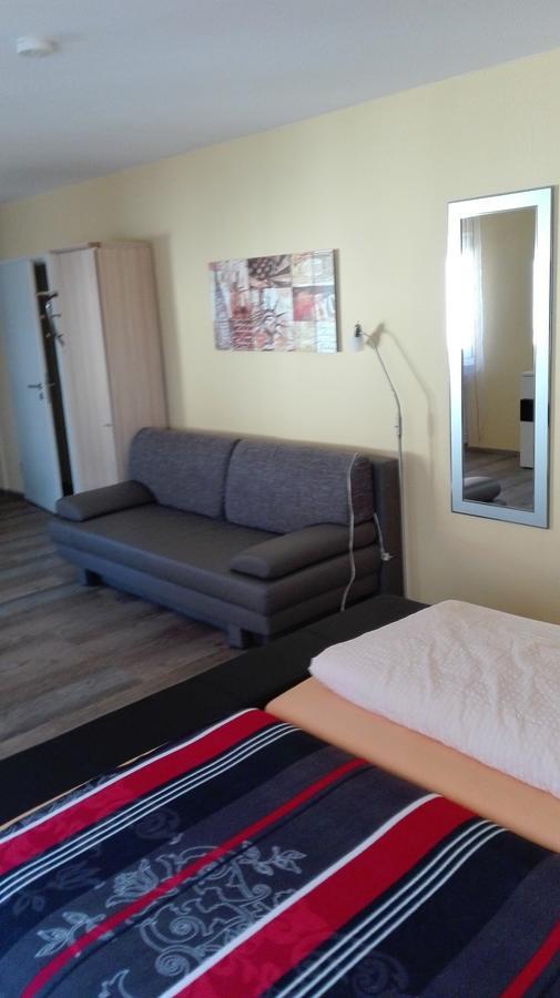 Hotel Am Hindenburgplatz Апенвайер Екстериор снимка