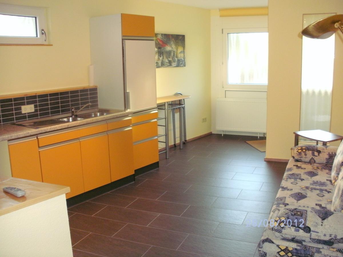 Hotel Am Hindenburgplatz Апенвайер Екстериор снимка