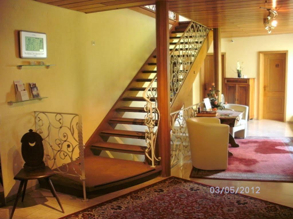 Hotel Am Hindenburgplatz Апенвайер Екстериор снимка